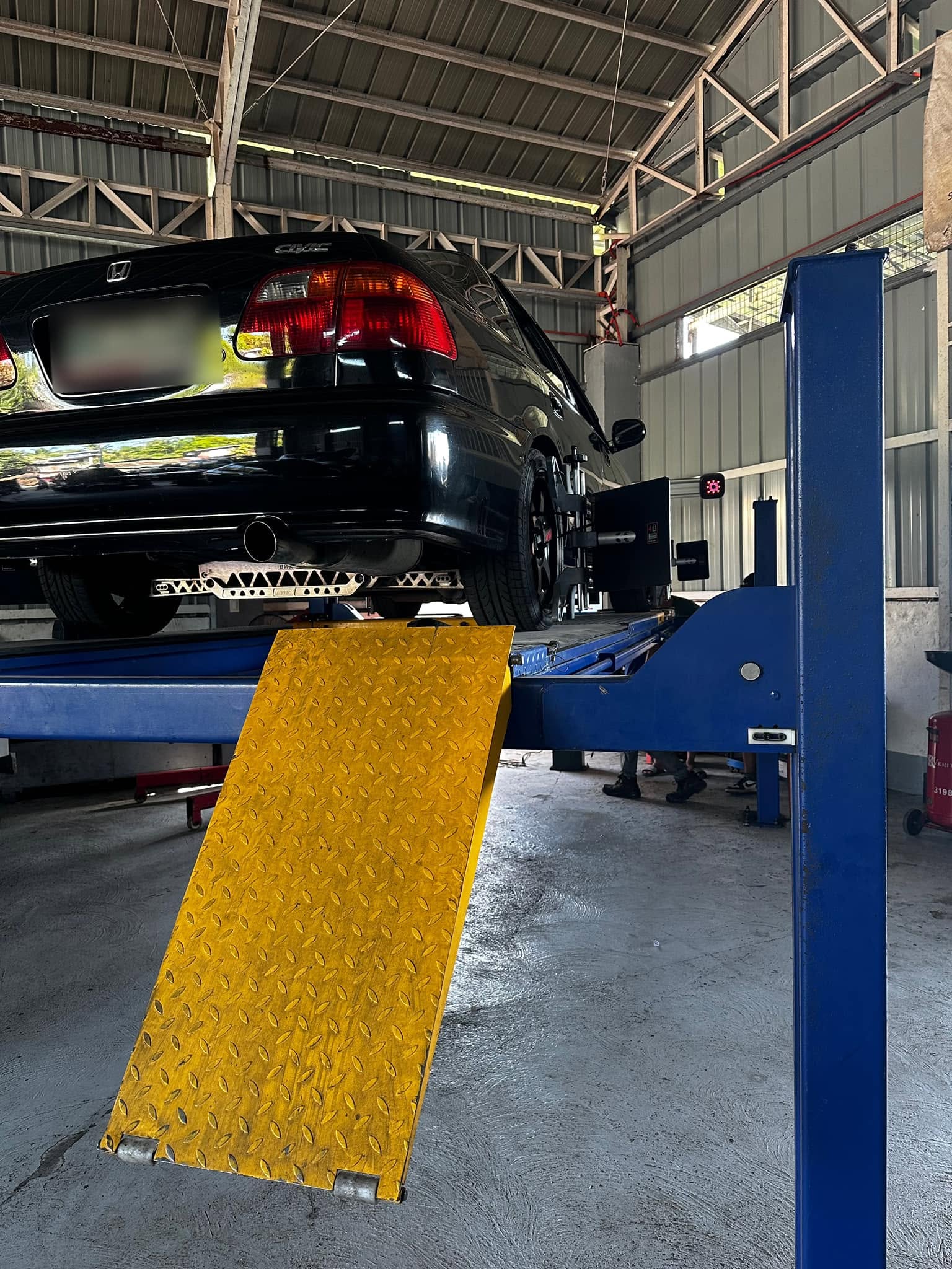 Quick Lube & Oil Change